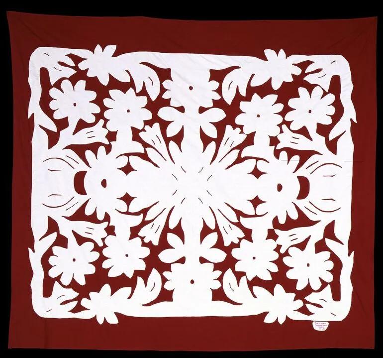 Image: Tivaevae manu (applique quilt)