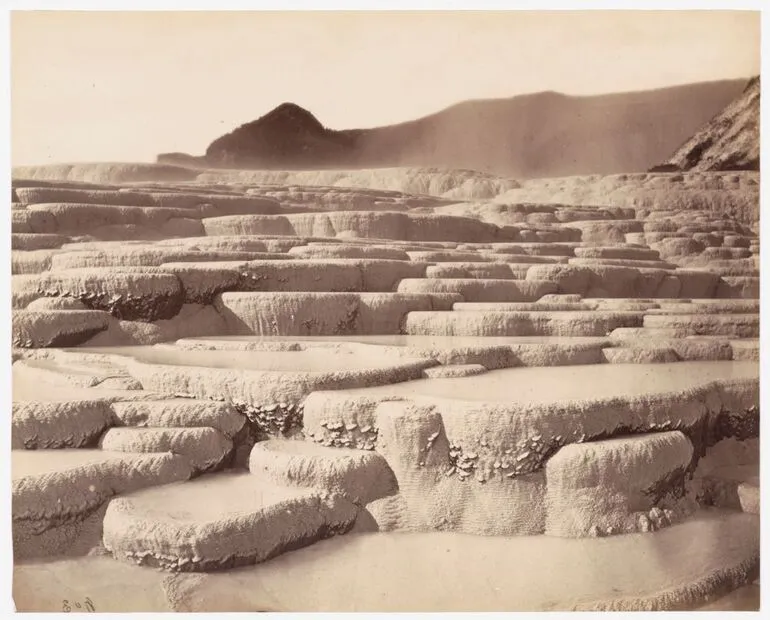 Image: Pink and White Terraces