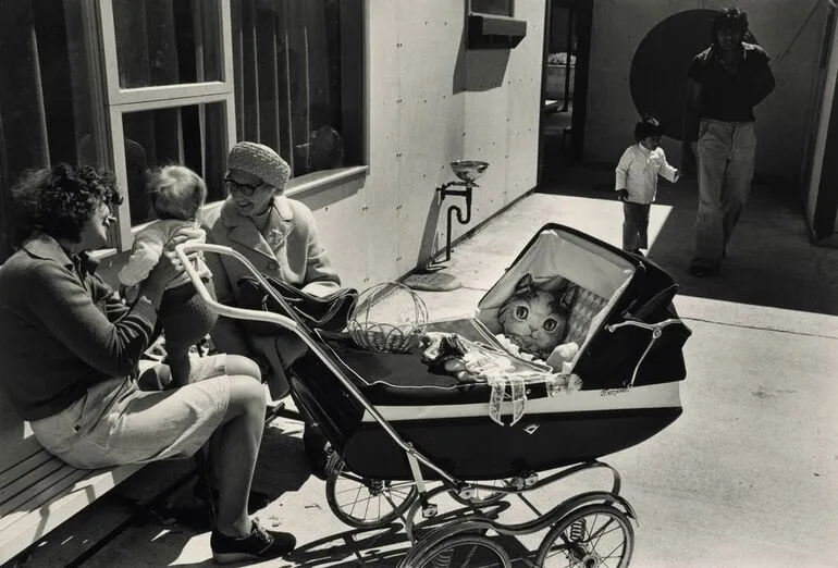 Image: Berhampore School Fair II, Wellington, 1977
