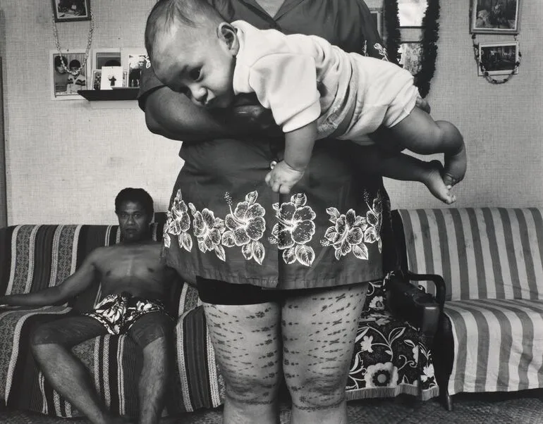 Image: 1985. Chalfont Crescent, Mangere, south Auckland. Epifania Sulu'ape. Tufuga tatatau: Su'a Sulu'ape Paulo II
