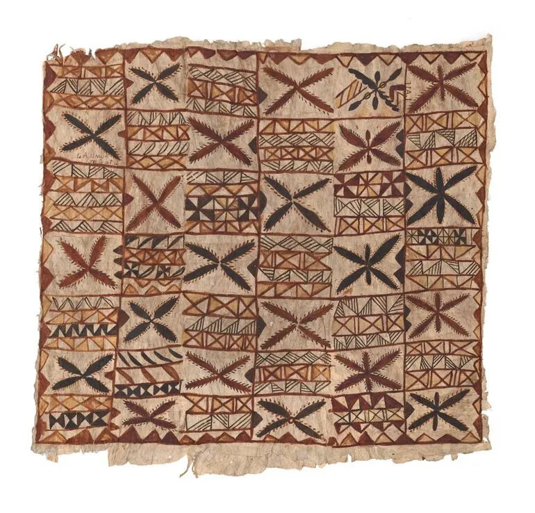 Image: Siapo mamanu (tapa cloth)