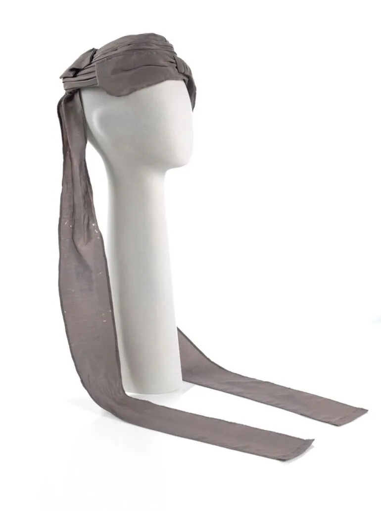 Image: Nurse's bonnet
