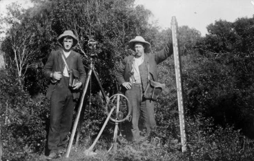Image: Surveyors and equipment