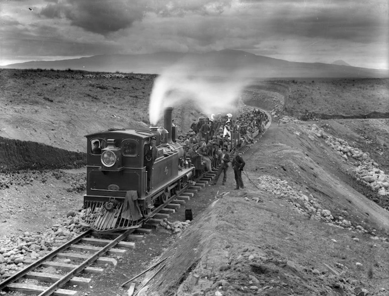 Image: A construction team on the North Island Main Trunk Line, volcanic plateau.