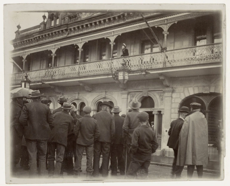 Image: Mrs Harrison Lee, a woman temperance campaigner, addressing the citizens of Rangiora