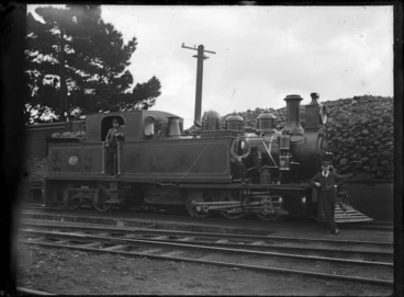 Image: Steam locomotive 213, S class (0-6-4T type)