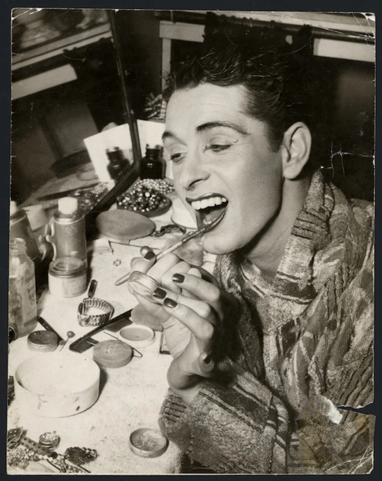 Image: John Hunter painting his lips, Empire Theatre, Sydney, Australia