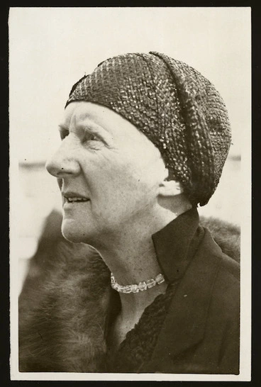 Image: Creator unknown :Photograph of Jane Mander taken by E C Lackland