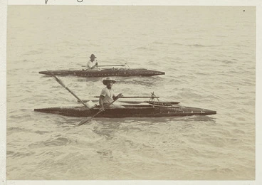 Image: Men in canoes, Niue