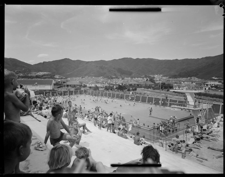 Image: Swimming pool, Naenae, Lower Hutt, Wellington