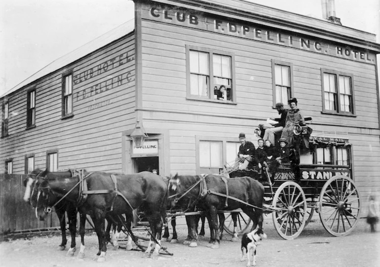 Image: Coach and Club Hotel, Eketahuna