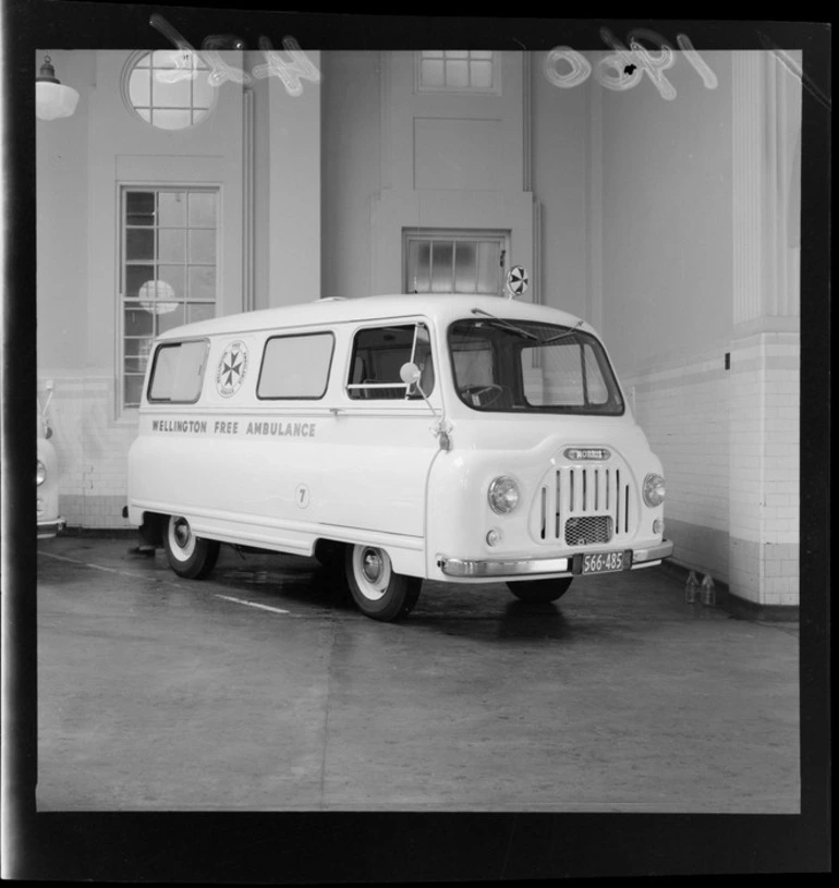 Image: New type of Wellington Free Ambulance, probably Wellington Region