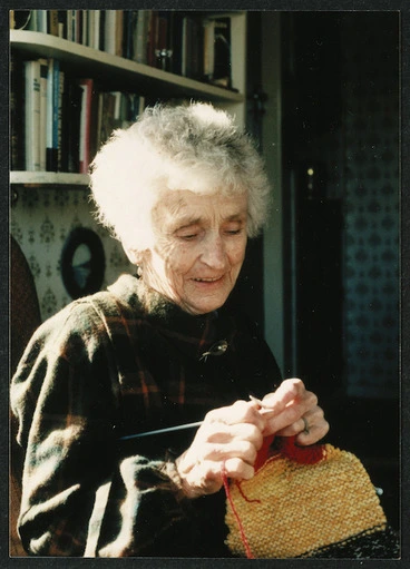 Image: Photograph of Nancy Elizabeth Russell knitting