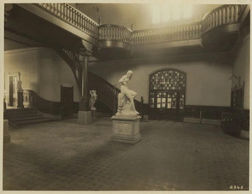 Image: Creator unknown : Photograph of a statue of Eve by C F Summers, Rotorua Bath House foyer