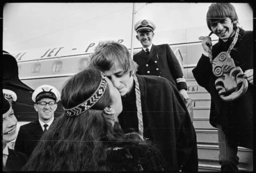 Image: Ringo Starr being greeted with the hongi, Wellington