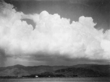 Image: A Tararua thunder cloud