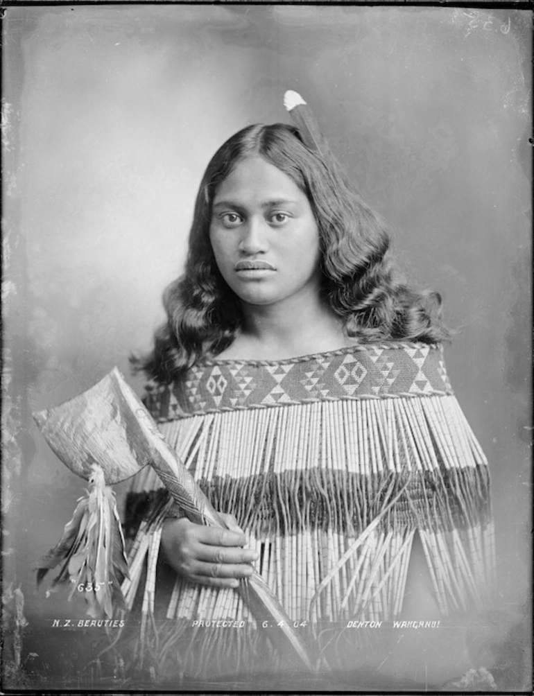 Image: Unidentified young Maori woman