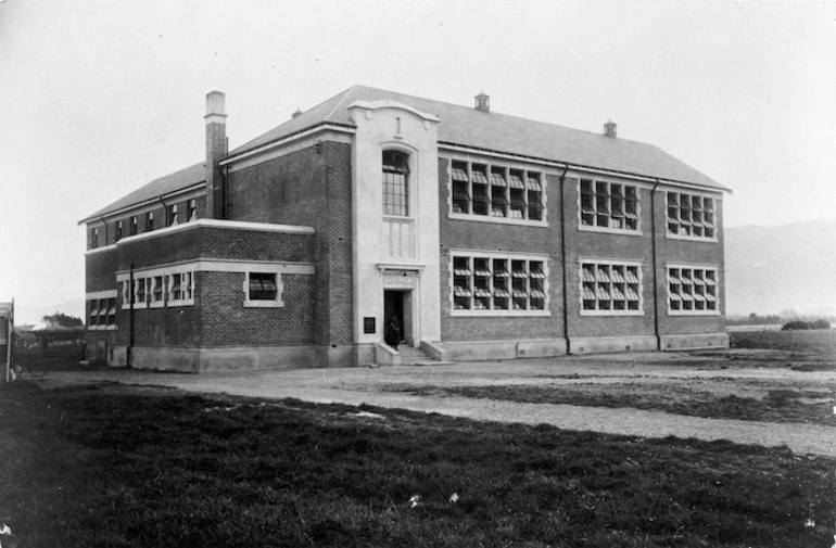 Image: Hutt High School building, Lower Hutt