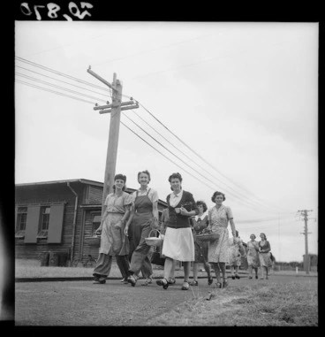 Image: Lunch break for a group of women workers from a World War 2 ammunition factory in Hamilton