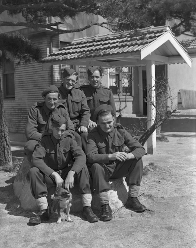 Image: First New Zealanders to arrive in Japan, aboard an LST from Wellington, as guards on Japanese POWS from New Zealand - (front) Pte. D L Le Lievre (Te Kuiti), Pte. M.R. Carter (Whangarei), (back) Pte. V W Bell (Wanganui), J G Manning (Napier), and J A Petford (Auckland)