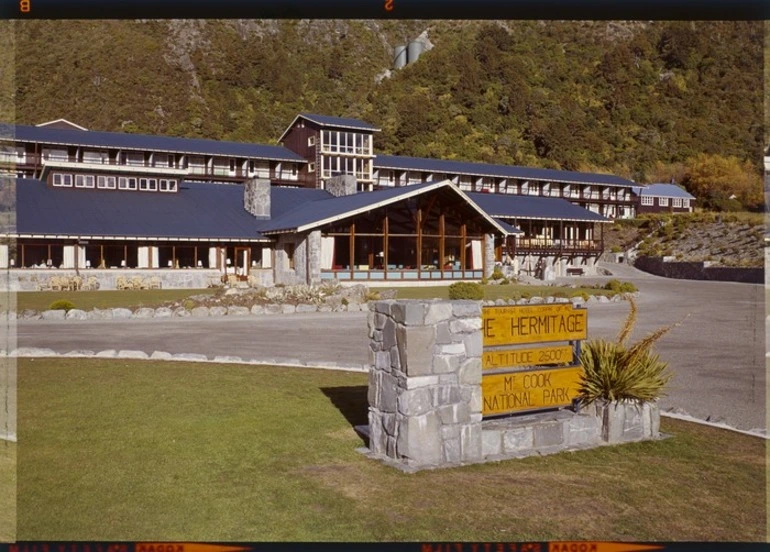 Image: The Hermitage, Aoraki/Mount Cook National Park