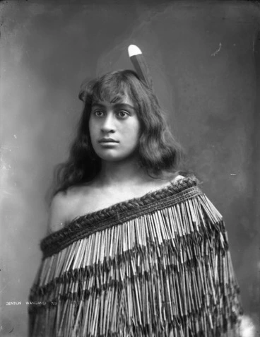 Image: Unidentified Maori woman