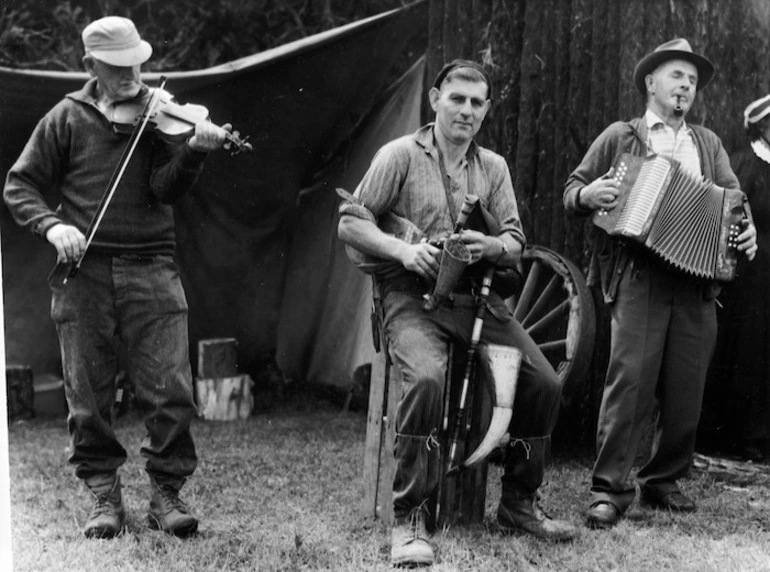 Image: At Puhoi, Rodney district