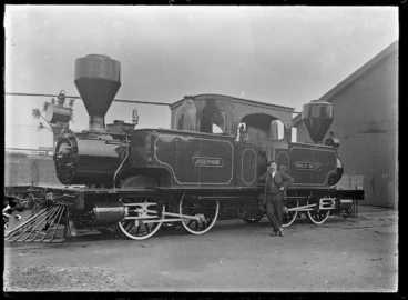 Image: E Class steam locomotive Josephine, E 175, 0-4-4-0T