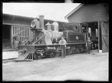 Image: M class steam locomotive, 'M' 4, 2-4-4T type.