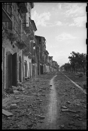 Image: Orsogna, Italy, during World War 2