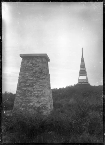 Image: View of a trig station and monument at Mount Maunganui, 1924.