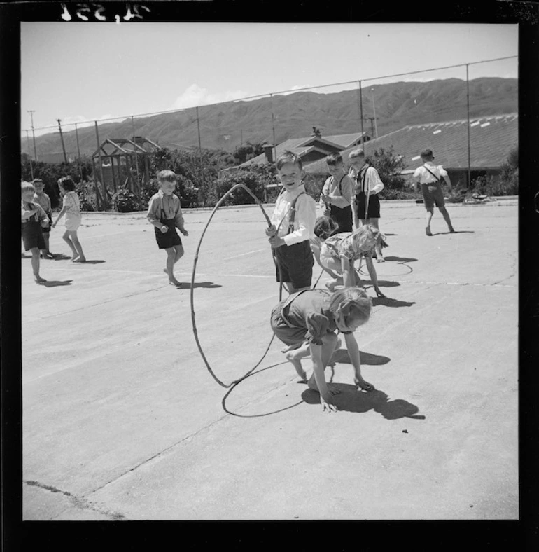 Image: Primary school children in Plimmerton, during a physical education class