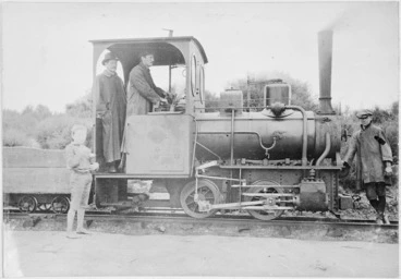 Image: Steam locomotive, built by Orenstein & Koppel, Germany (maker's no. 1411).