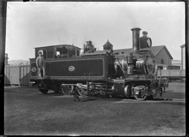 Image: "W" class steam locomotive no. 192 (2-6-2T type).