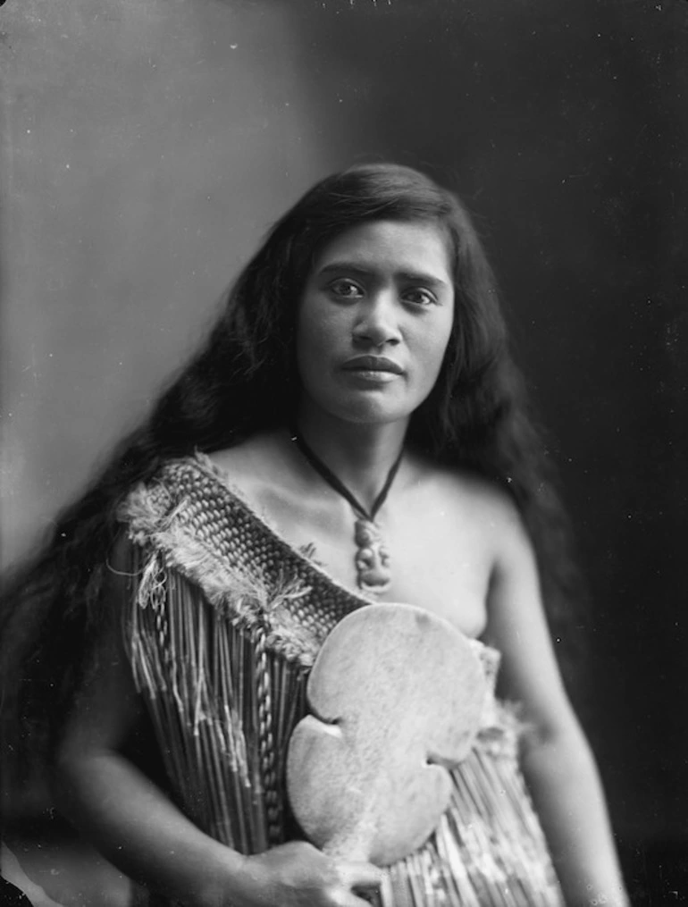 Image: Maori woman