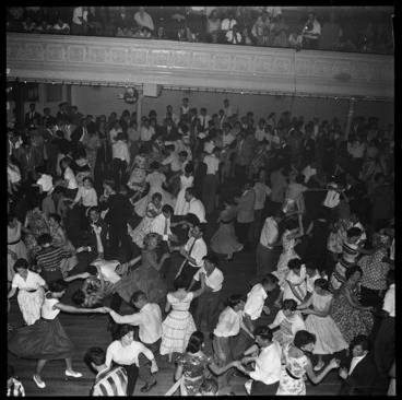 Image: Rock and roll dancing at Wellington Town Hall