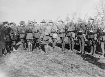 Image: Major-General Russell inspecting an Otago Battalion