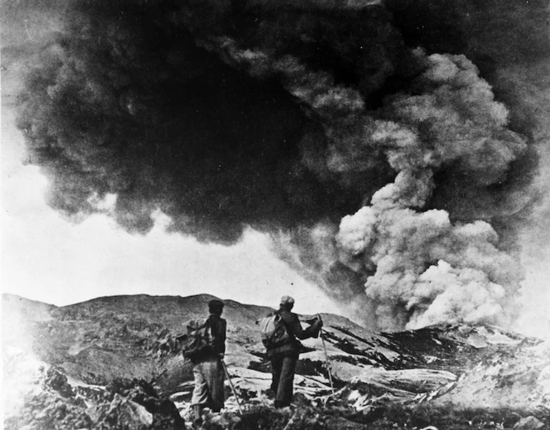 Image: Mount Ruapehu in eruption