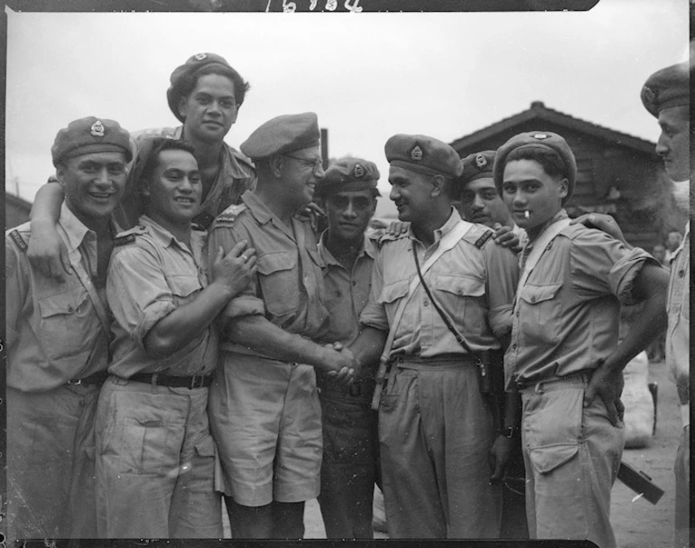 Image: Maori soldiers of 2 New Zealand Battalion at Ozuki, Japan