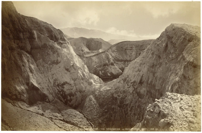 Image: Valentine, George Dobson, 1852-1890 :South crater, the termination of Rotomahana rent