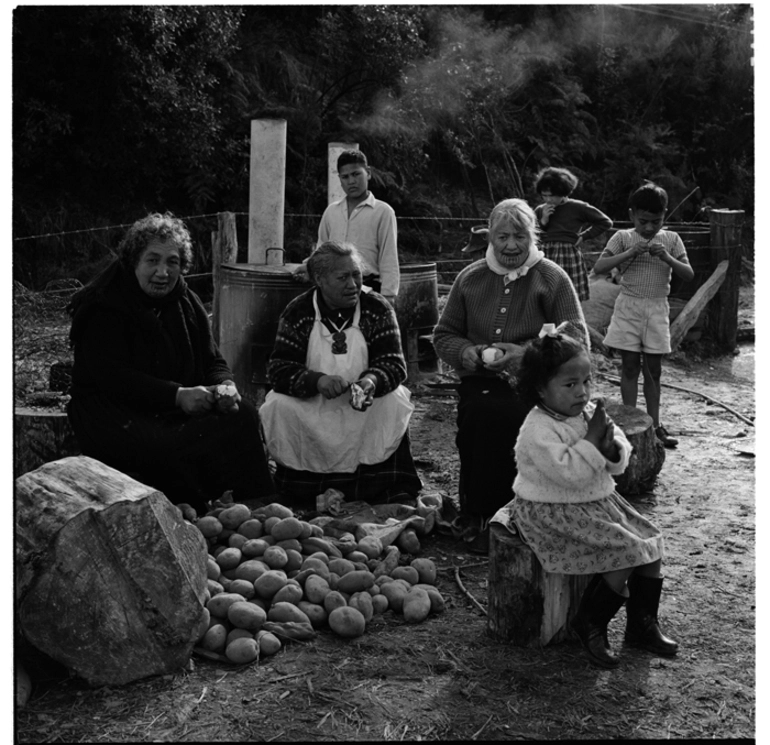 Image: Ringatu Church meeting, Wainui near Ohope Beach