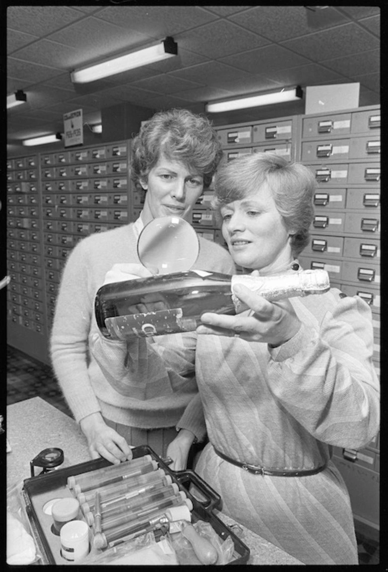 Image: Jayne Sutherland and Anne Guest