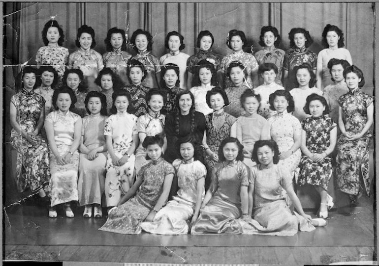 Image: Chinese women with pianist Lili Kraus