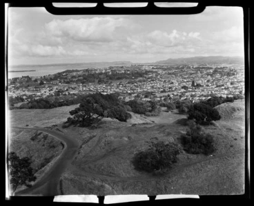 Image: View of Manukau from One Tree Hill, Auckland City