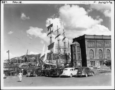 Image: The ship Pamir at Wellington