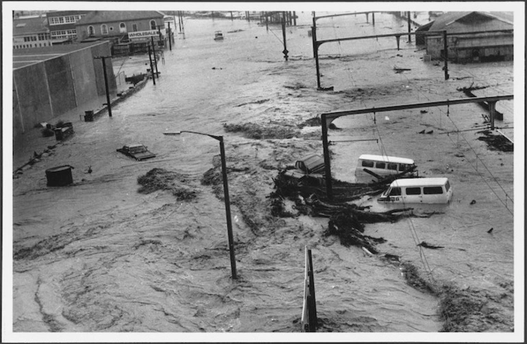 Image: Motor vehicles and debris in a flooded street, Wellington.