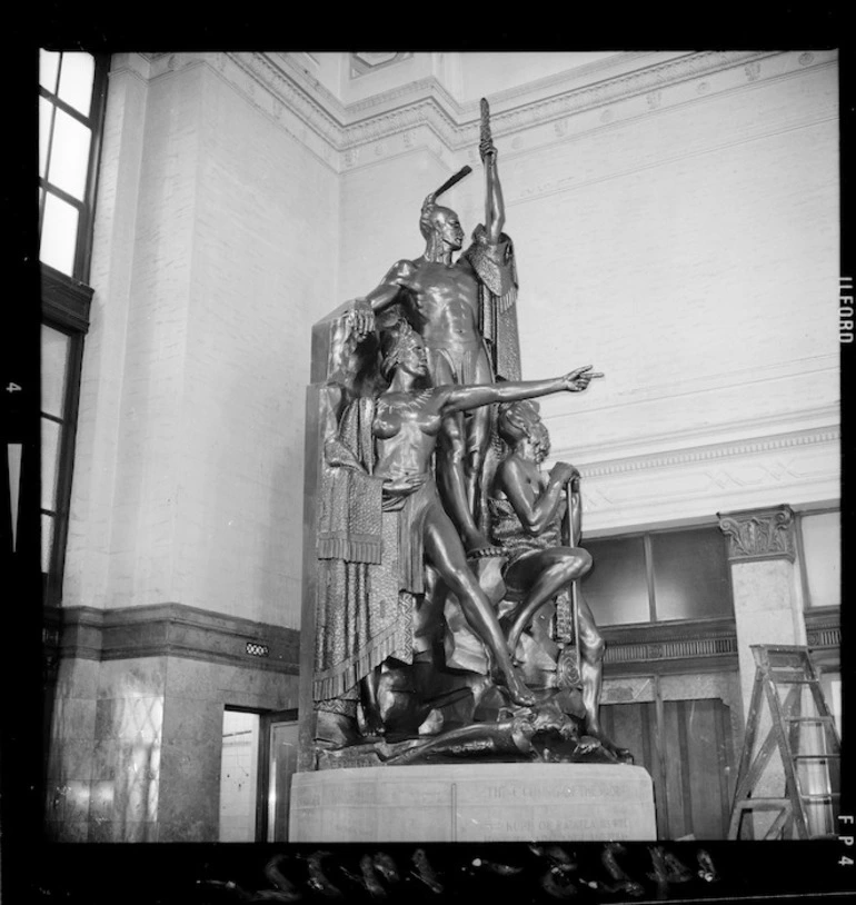 Image: Sculpture by William Trethewey at Wellington Railway Station depicting Kupe, his wife, and a tohunga