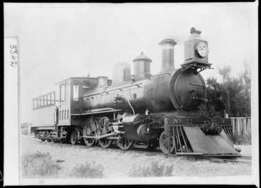 Image: V class steam locomotive, WMR 7, 2-6-2 type