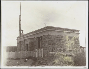 Image: Government radio telegraph station, Tinakori Hill, Wellington