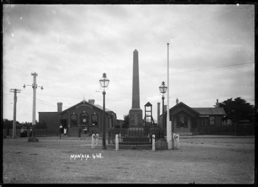 Image: Manaia, showing the Post and Telegraph Station, and the War Memorial